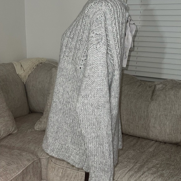 NWT Aerie Open Back Sweater 🤍 - Picture 6 of 14